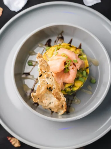 Avocado tartare with spicy shrimp